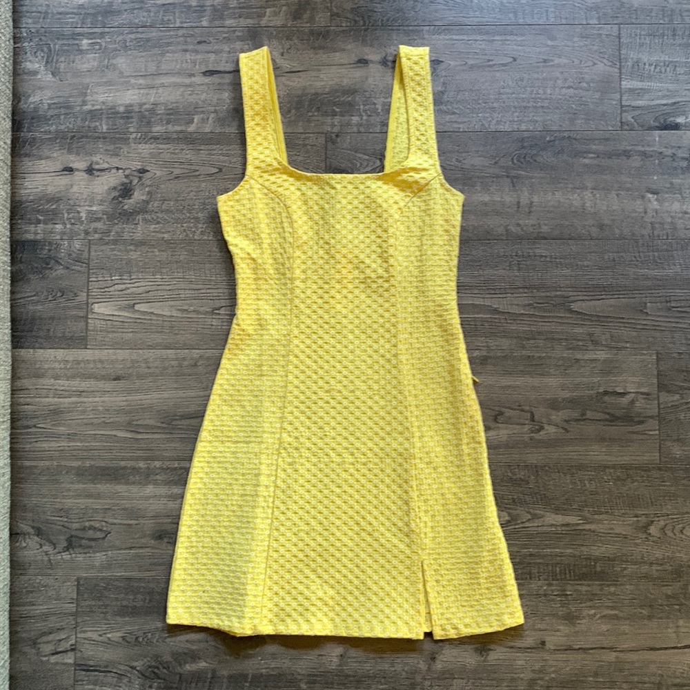 Urban Outfitters Yellow Floral Mini Dress/ Size: XS-TP/ NWT